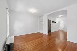 5715 S Blackstone Ave, Chicago, IL 60637 - Photo 8