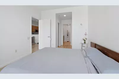 500 W Superior Street #1010, Chicago, IL 60654 - Photo 10