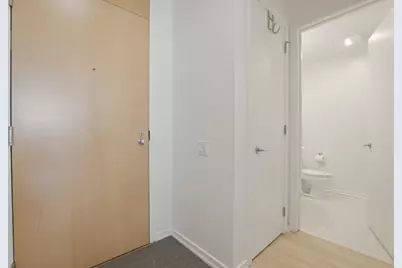 500 W Superior Street #1010, Chicago, IL 60654 - Photo 14