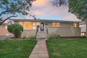 17537 70th Ct, Tinley Park, IL 60477 - Photo 1