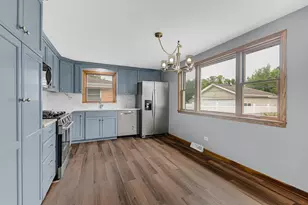 17537 70th Ct, Tinley Park, IL 60477 - Photo 2