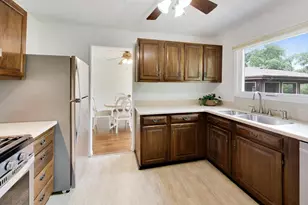 1434 E Norman Dr, Palatine, IL 60074 - Photo 10