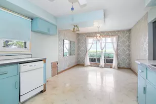 2098 W 2000S Rd, Kankakee, IL 60901 - Photo 12