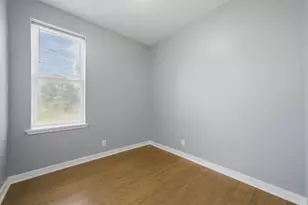 1656 S Troy St, Chicago, IL 60623 - Photo 18