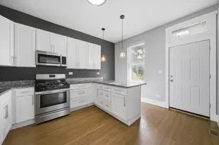1656 S Troy St, Chicago, IL 60623 - Photo 8