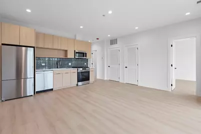 904 W Dakin Street #401, Chicago, IL 60613 - Photo 6