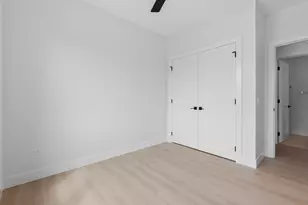 904 W Dakin St, Chicago, IL 60613 - Photo 16
