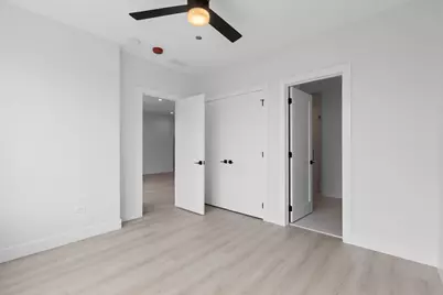 904 W Dakin Street #401, Chicago, IL 60613 - Photo 12
