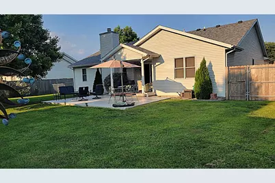 1109 Grove Street, Chatham, IL 62629 - Photo 2