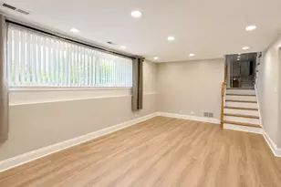 602 S Carol Ln, Mount Prospect, IL 60056 - Photo 10