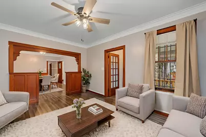 8748 S Marquette Avenue, Chicago, IL 60617 - Photo 4