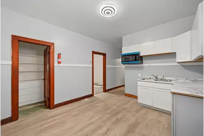 8748 S Marquette Avenue, Chicago, IL 60617 - Photo 16