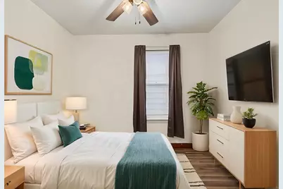 8748 S Marquette Avenue, Chicago, IL 60617 - Photo 10