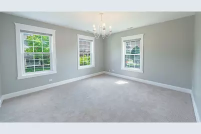 205 W Cook Avenue, Libertyville, IL 60048 - Photo 18