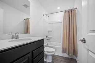 1034 Atterberg Rd, South Elgin, IL 60177 - Photo 10