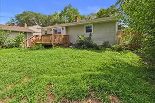 3320 Seward Ave, Rockford, IL 61108 - Photo 32