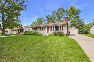 3320 Seward Ave, Rockford, IL 61108 - Photo 4
