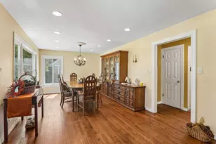 2870 Alden Ln, Des Plaines, IL 60018 - Photo 4