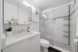 3660 N Lake Shore Dr, Chicago, IL 60613 - Photo 16