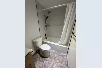 3930 N Pine Grove Avenue #604, Chicago, IL 60613 - Photo 14