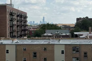 3930 N Pine Grove Ave, Chicago, IL 60613 - Photo 12