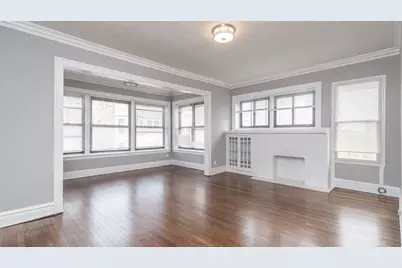 1057 W Foster Avenue #1, Chicago, IL 60640 - Photo 2