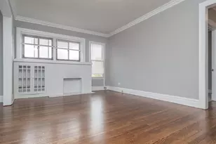 1057 W Foster Ave, Chicago, IL 60640 - Photo 4