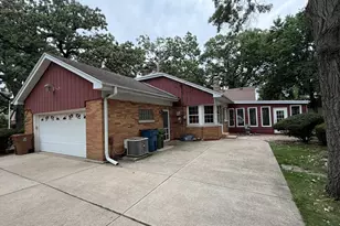 9615 Parkside Ave, Oak Lawn, IL 60453 - Photo 6