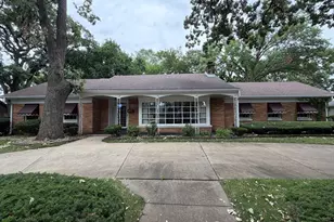 9615 Parkside Ave, Oak Lawn, IL 60453 - Photo 1