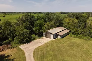 42100 N Crawford Rd, Antioch, IL 60002 - Photo 4