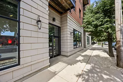 974 W 35th Place #407, Chicago, IL 60609 - Photo 4