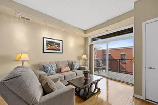 974 W 35th Pl, Chicago, IL 60609 - Photo 8