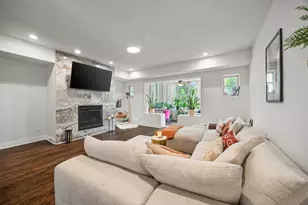 4326 S King Dr, Chicago, IL 60653 - Photo 2