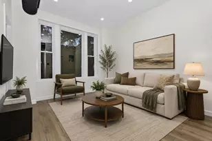 1721 W Pierce Ave, Chicago, IL 60622 - Photo 2