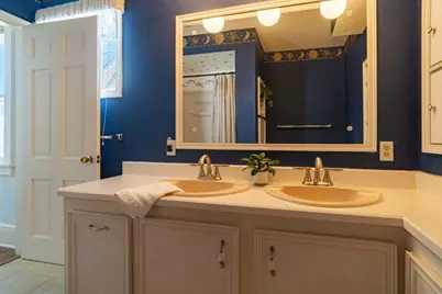 724 E Third Street, Dixon, IL 61021 - Photo 30