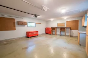 724 E 3rd St, Dixon, IL 61021 - Photo 48