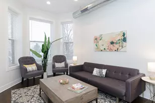1458 W Pensacola Ave, Chicago, IL 60613 - Photo 2