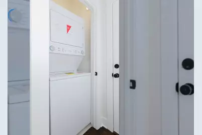 1458 W Pensacola Avenue #3, Chicago, IL 60613 - Photo 10