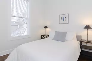 1458 W Pensacola Ave, Chicago, IL 60613 - Photo 6