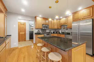 1331 S Lombard Ave, Lombard, IL 60148 - Photo 6