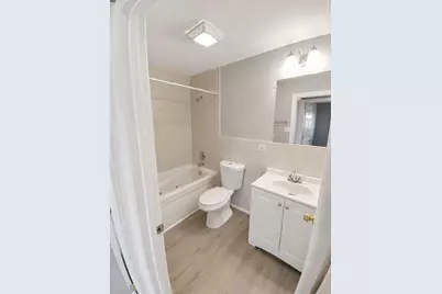 680 Marilyn Avenue #210, Glendale Heights, IL 60139 - Photo 22