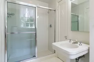 232 E Walton Pl, Chicago, IL 60611 - Photo 30