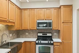11 S Wille St, Mount Prospect, IL 60056 - Photo 6