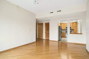 11 S Wille St, Mount Prospect, IL 60056 - Photo 10
