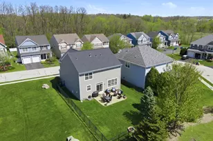2699 Regency Ct E, Saint Charles, IL 60175 - Photo 2