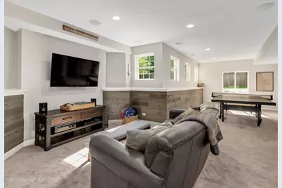 1250 W Thomas Road, Wheaton, IL 60187 - Photo 30