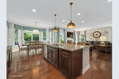 1250 W Thomas Road, Wheaton, IL 60187 - Photo 12