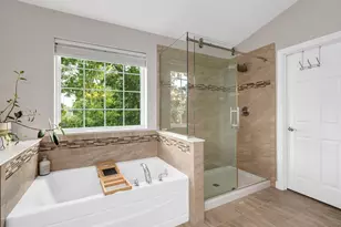 1250 W Thomas Rd, Wheaton, IL 60187 - Photo 24