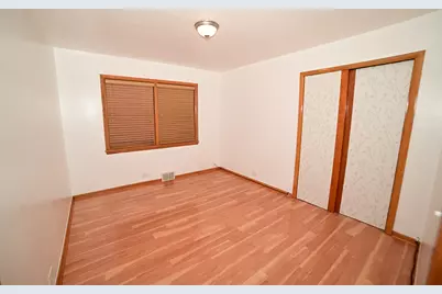 6211 N Nagle Avenue, Chicago, IL 60646 - Photo 10