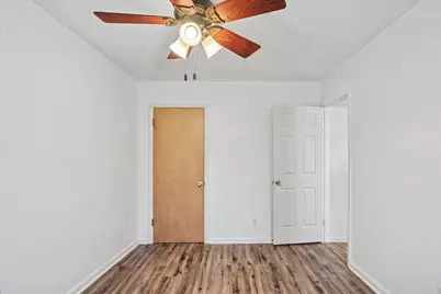 911 N Melvin Street, Gibson City, IL 60936 - Photo 26